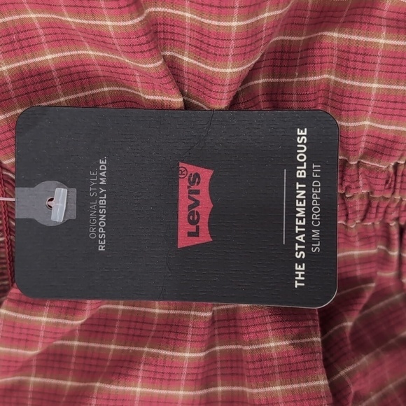 Levi's Red Plaid The Statement Blouse Slim Cropped Fit Size Large New with Tags - Picture 4 of 5